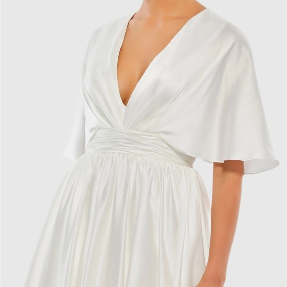 IEENA Mac Duggal, Satin Flowy Flutter Sleeve Mini Dress - Picture 3 of 11